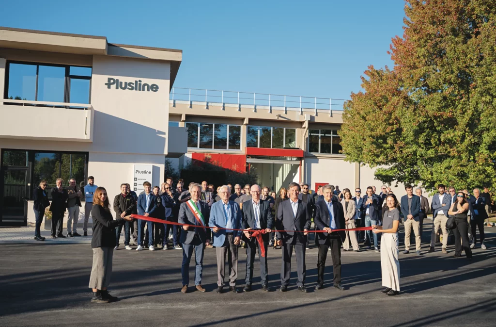 Ribbon-cutting ceremony for the inauguration of Plusline’s Mugnano facility in Itay.